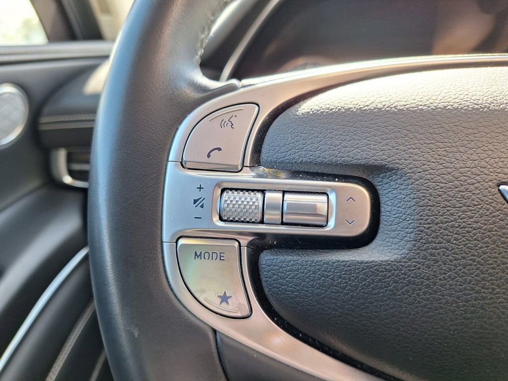 Used 2024 Genesis GV80 2.5T image 13