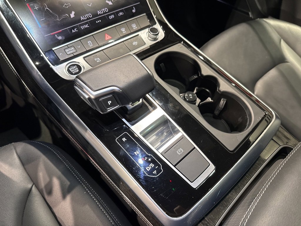 Used 2025 Audi Q7 3.0T Premium Plus image 17