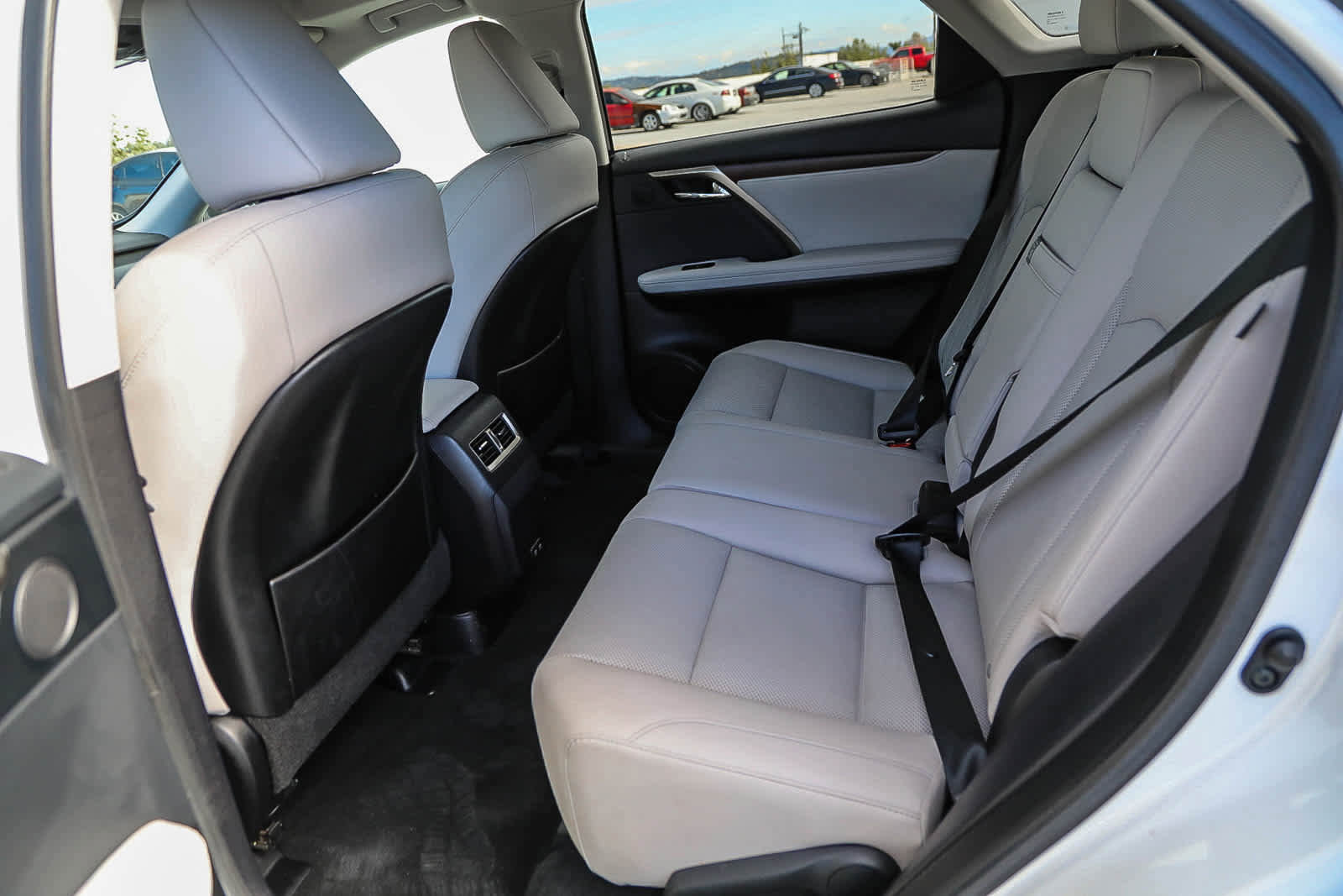 Used 2022 Lexus RX 350 FWD w/ Premium Package image 18