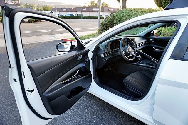 Used 2021 Hyundai Elantra SEL FWD image 47