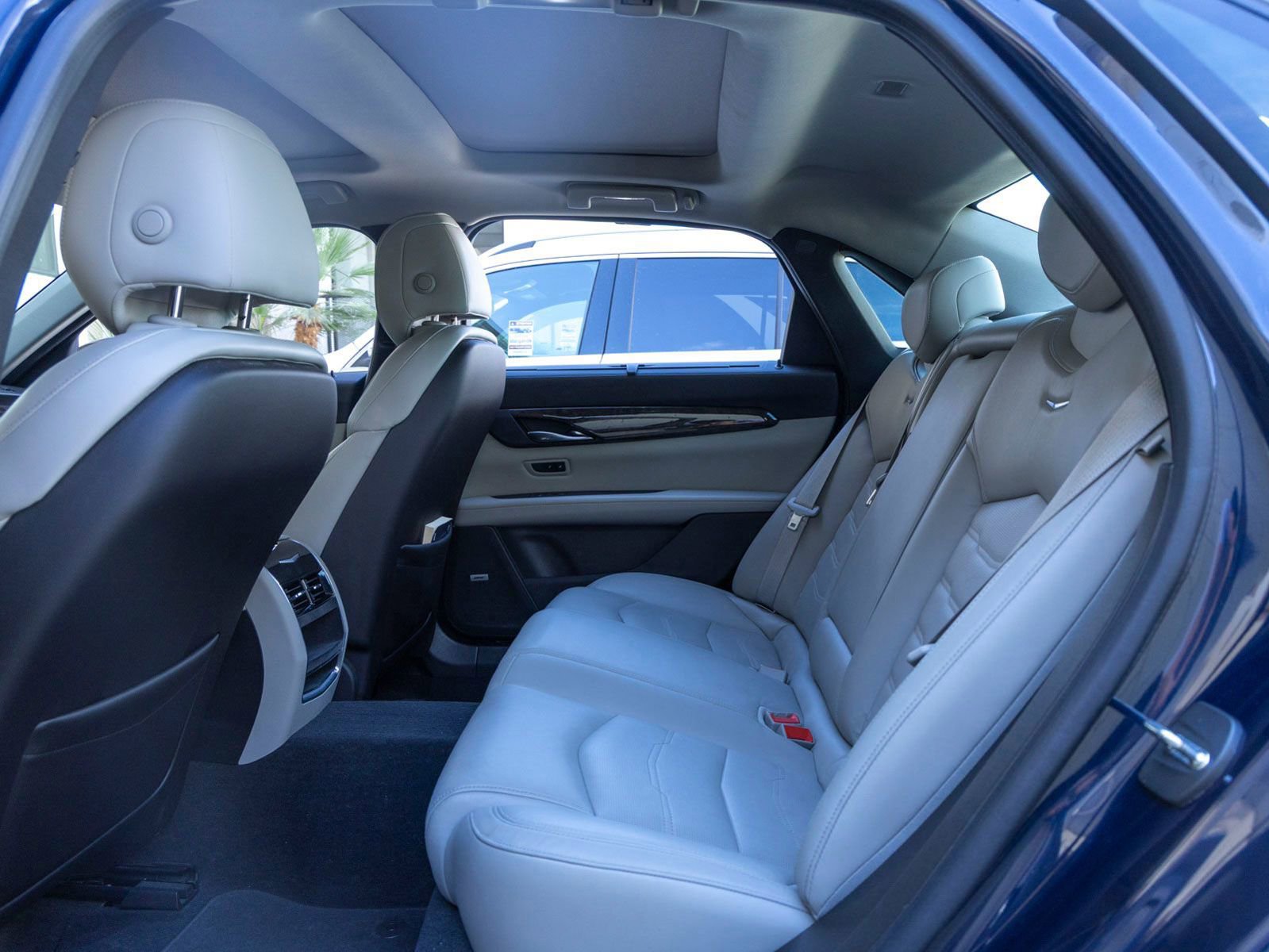 Used 2016 Cadillac CT6 Luxury image 21