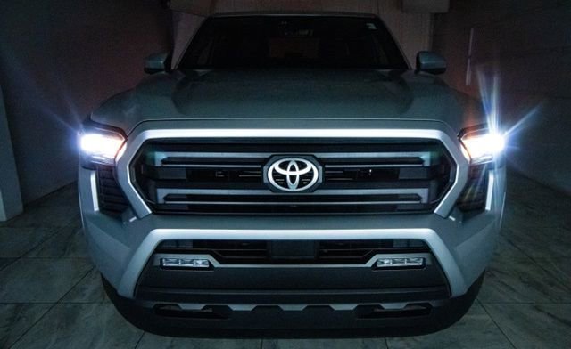 Used 2024 Toyota Tacoma SR5 image 36