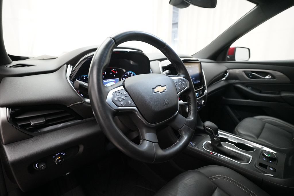 Used 2023 Chevrolet Traverse LT AWD/4WD image 8