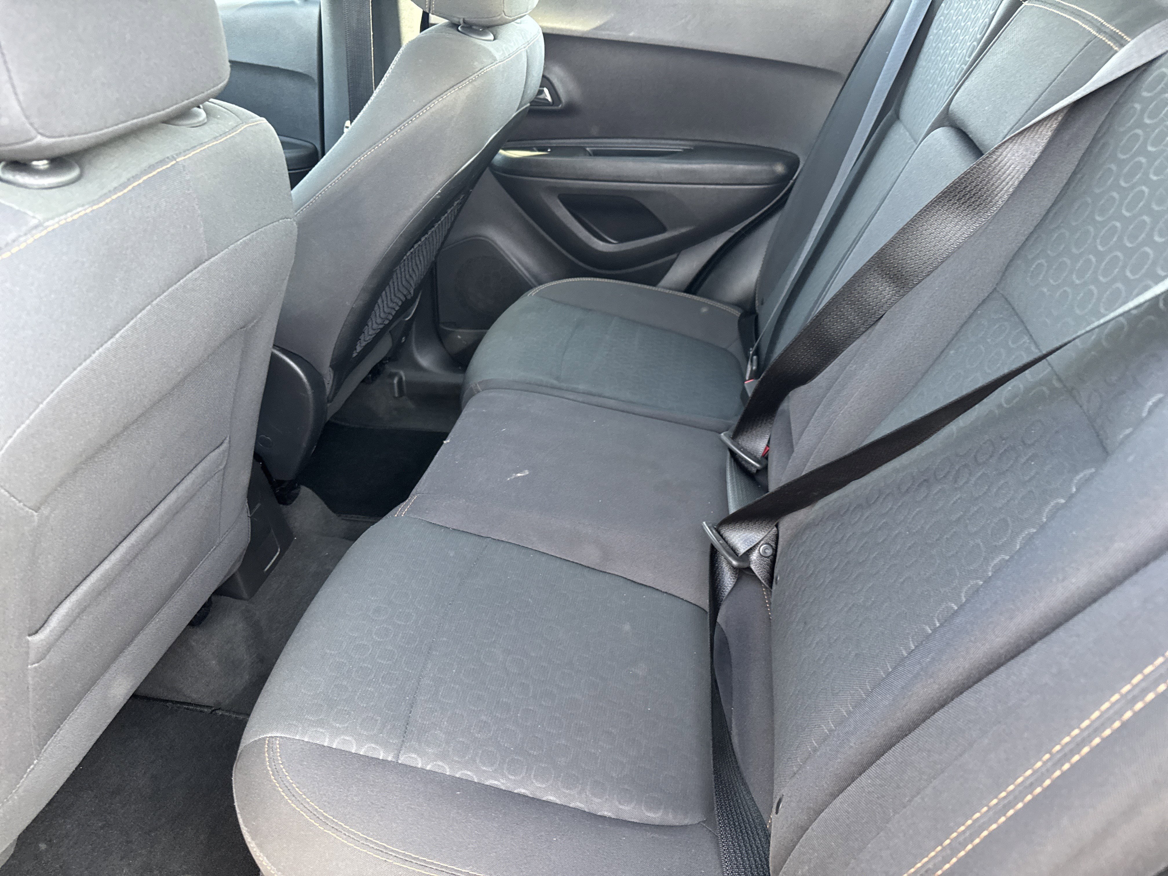 Used 2018 Chevrolet Trax LS image 11