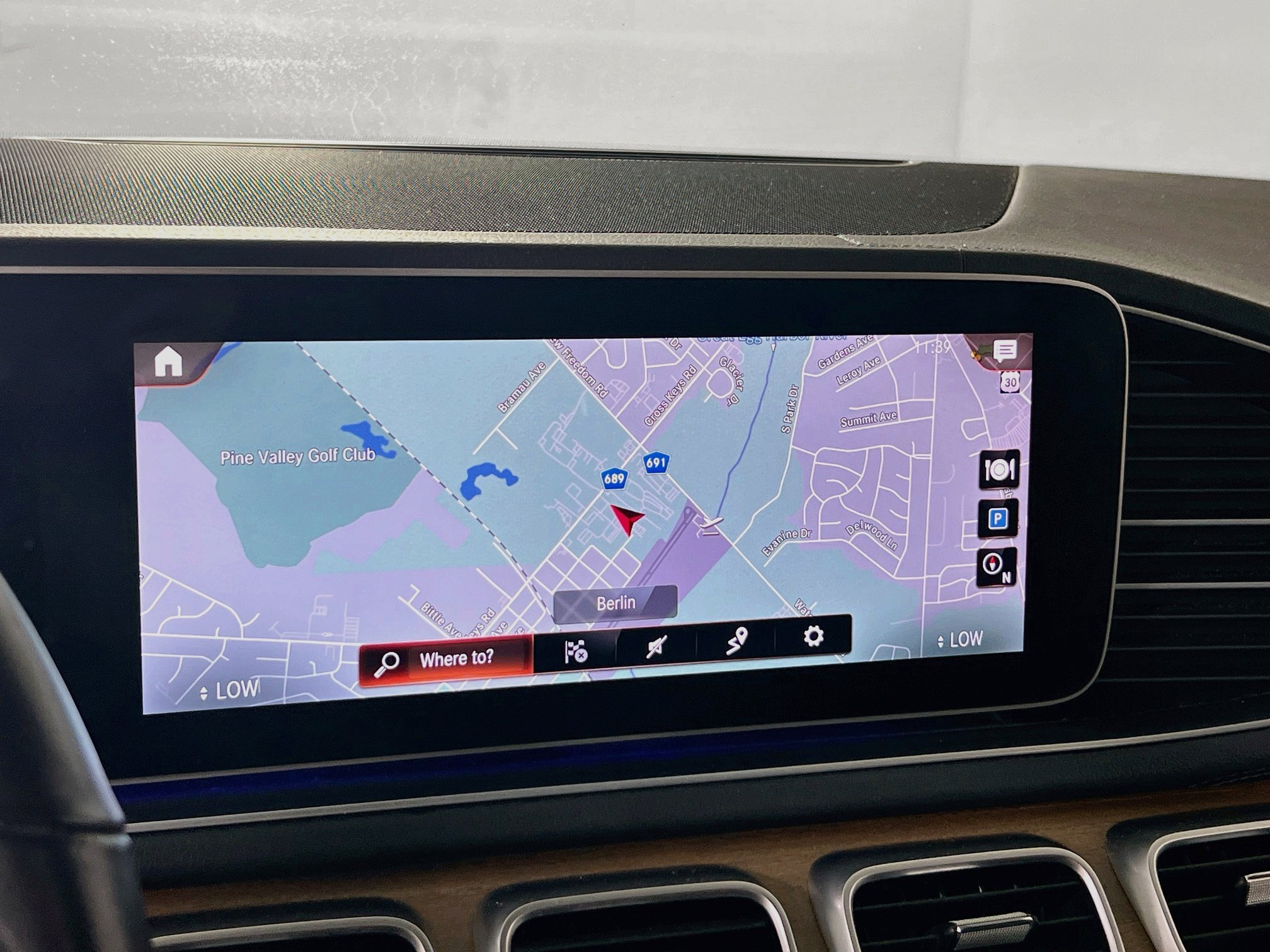 Used 2021 Mercedes-Benz GLE 450 4MATIC image 13