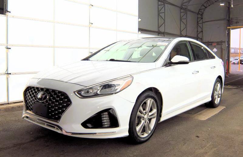 Used 2019 Hyundai Sonata Limited w/ Ultimate Package 04 image 4