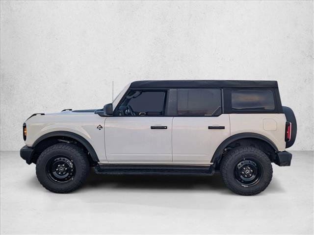 New 2026 Ford Bronco Outer Banks w/ Black Appearance Package image 5