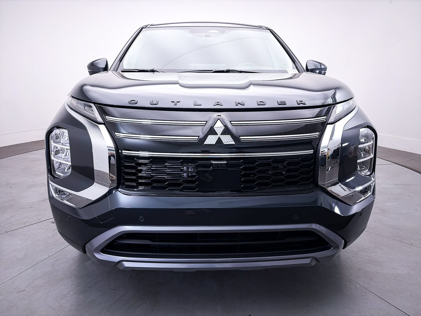 Used 2026 Mitsubishi Outlander SE FWD image 11