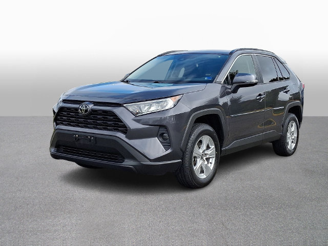 Used 2021 Toyota RAV4 XLE w/ Convenience Package AWD/4WD image 1