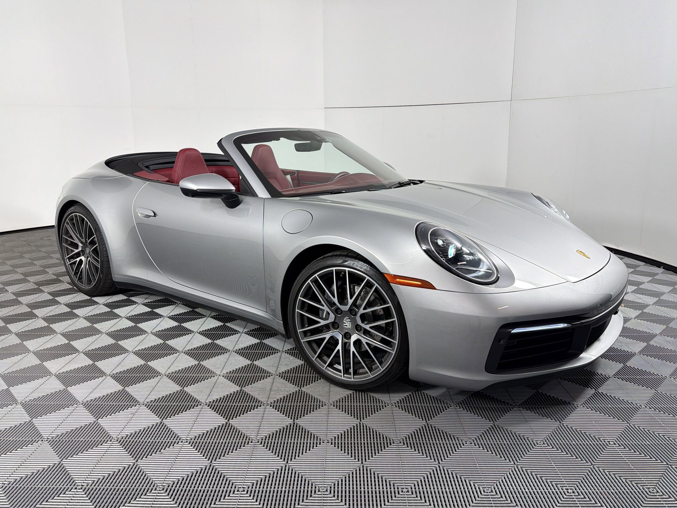 Certified 2022 Porsche 911 Carrera image 7