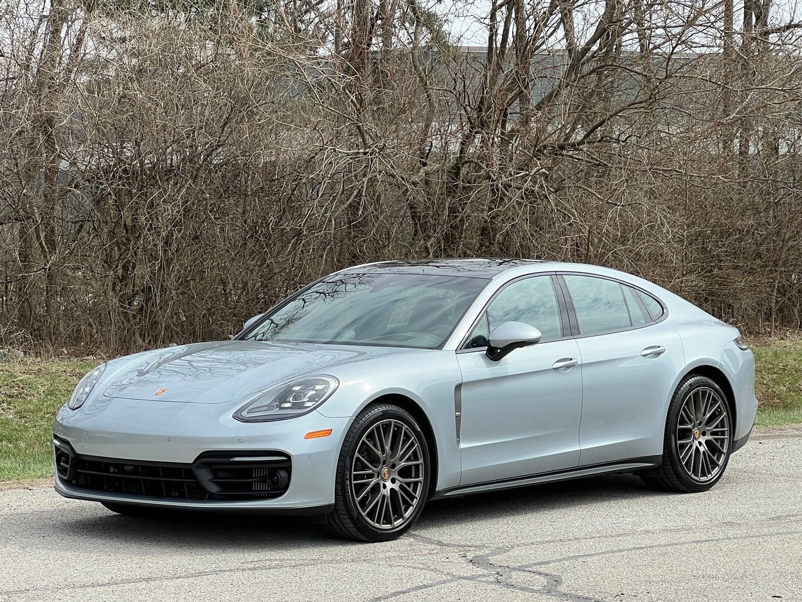 Certified 2023 Porsche Panamera 4 Platinum Edition image 1