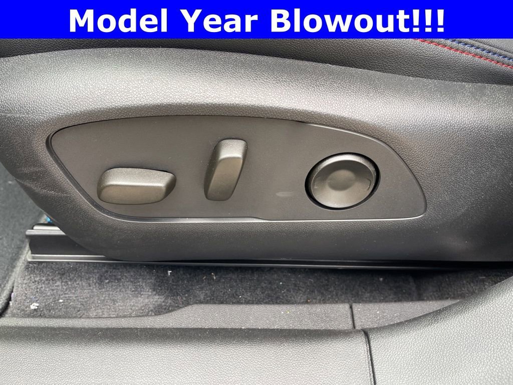 New 2024 Chevrolet Blazer EV RS image 13