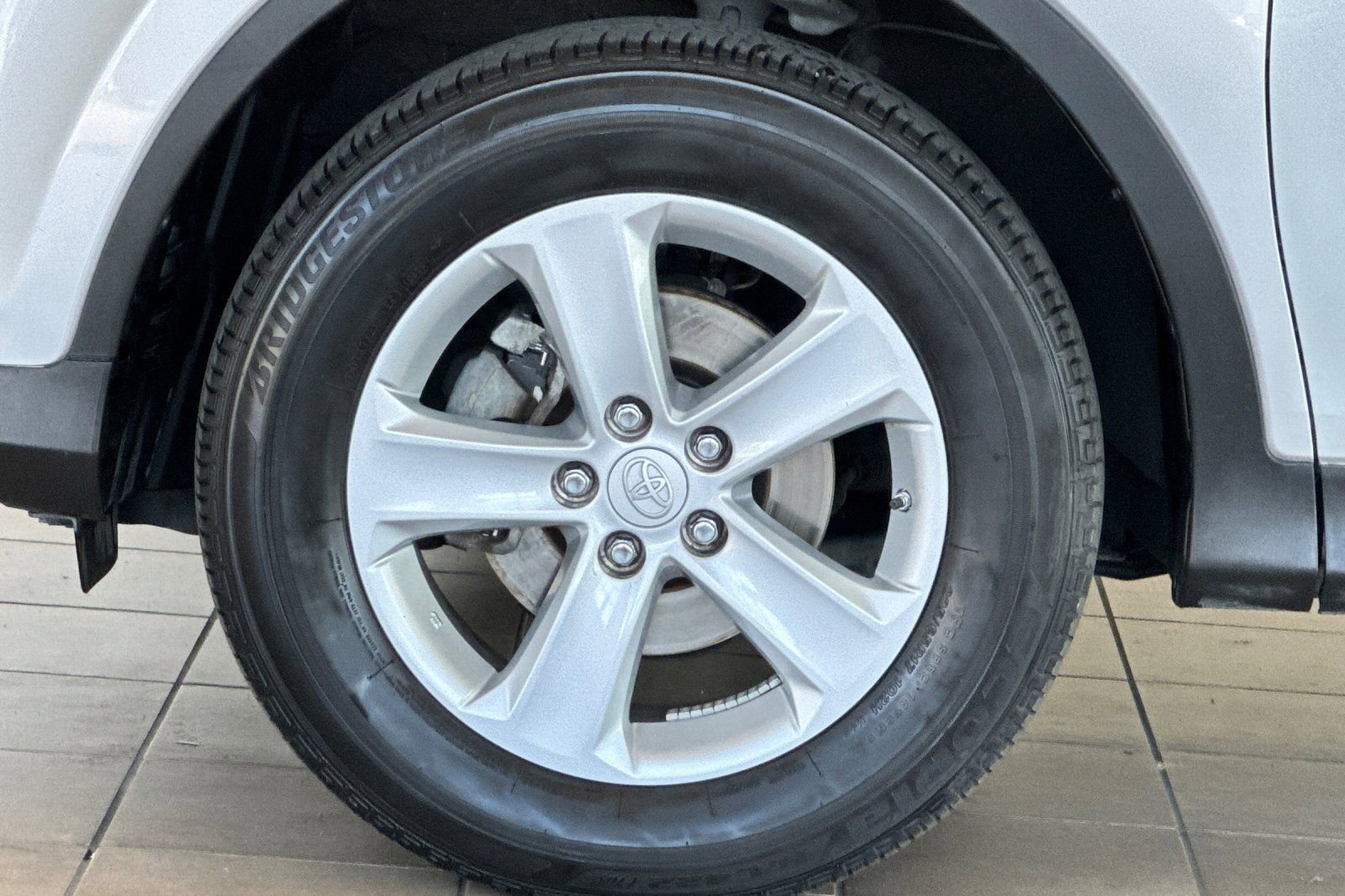 Used 2014 Toyota RAV4 XLE image 25