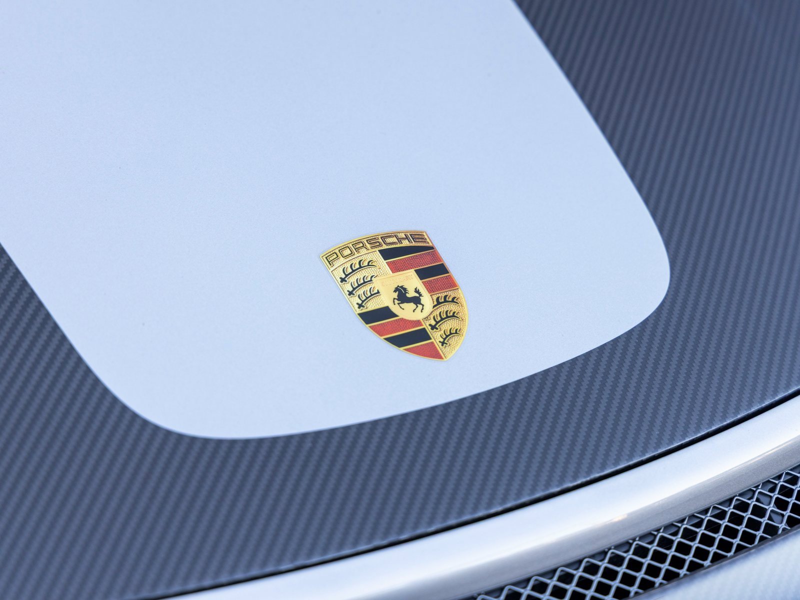 Certified 2018 Porsche 911 GT2 RS image 15