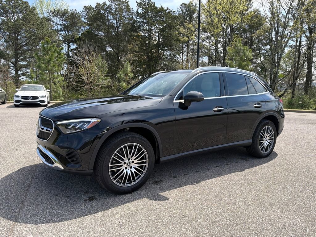 Used 2026 Mercedes-Benz GLC 300 image 5