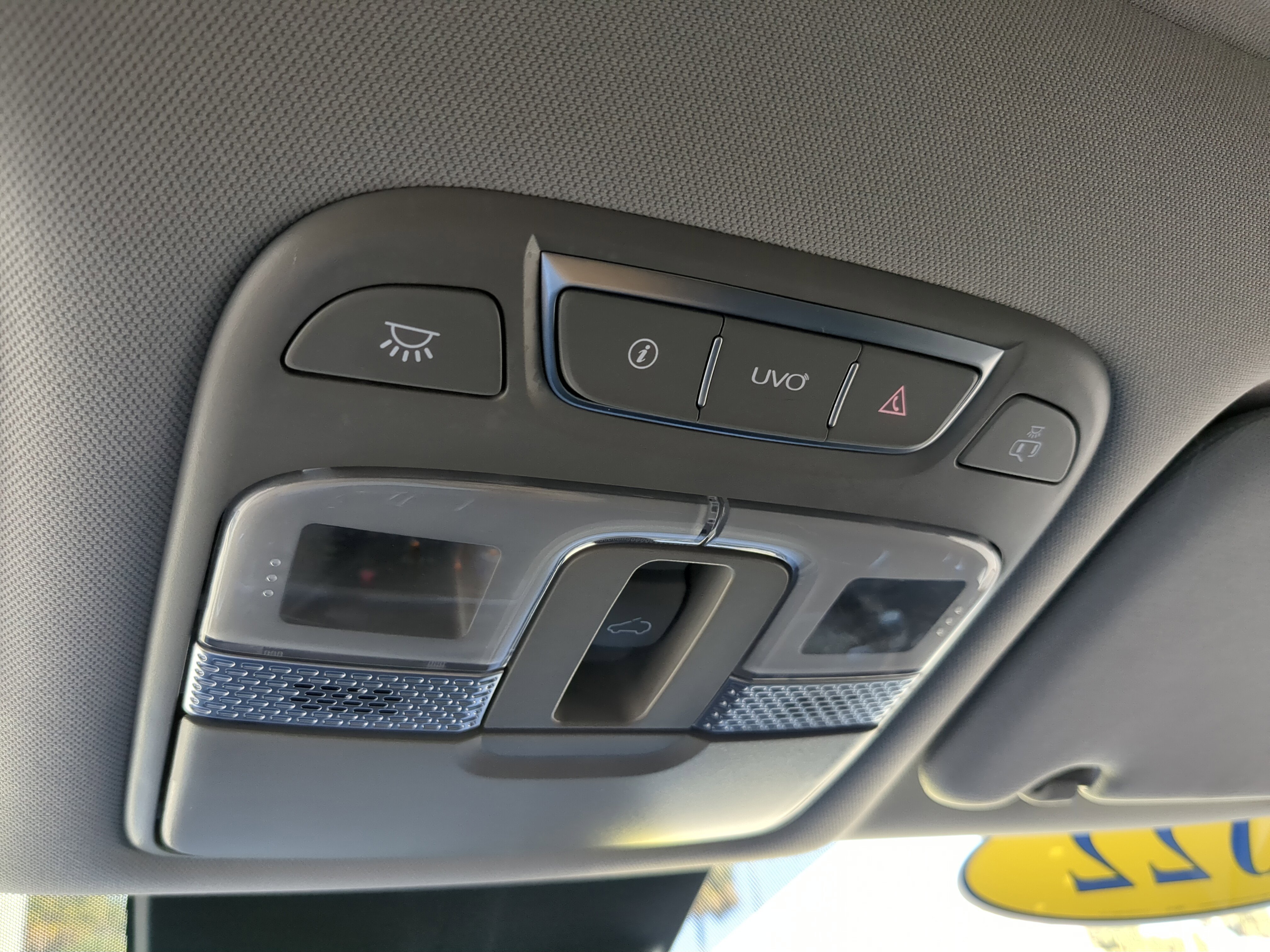 Used 2022 Kia Telluride EX w/ EX Premium Package image 18