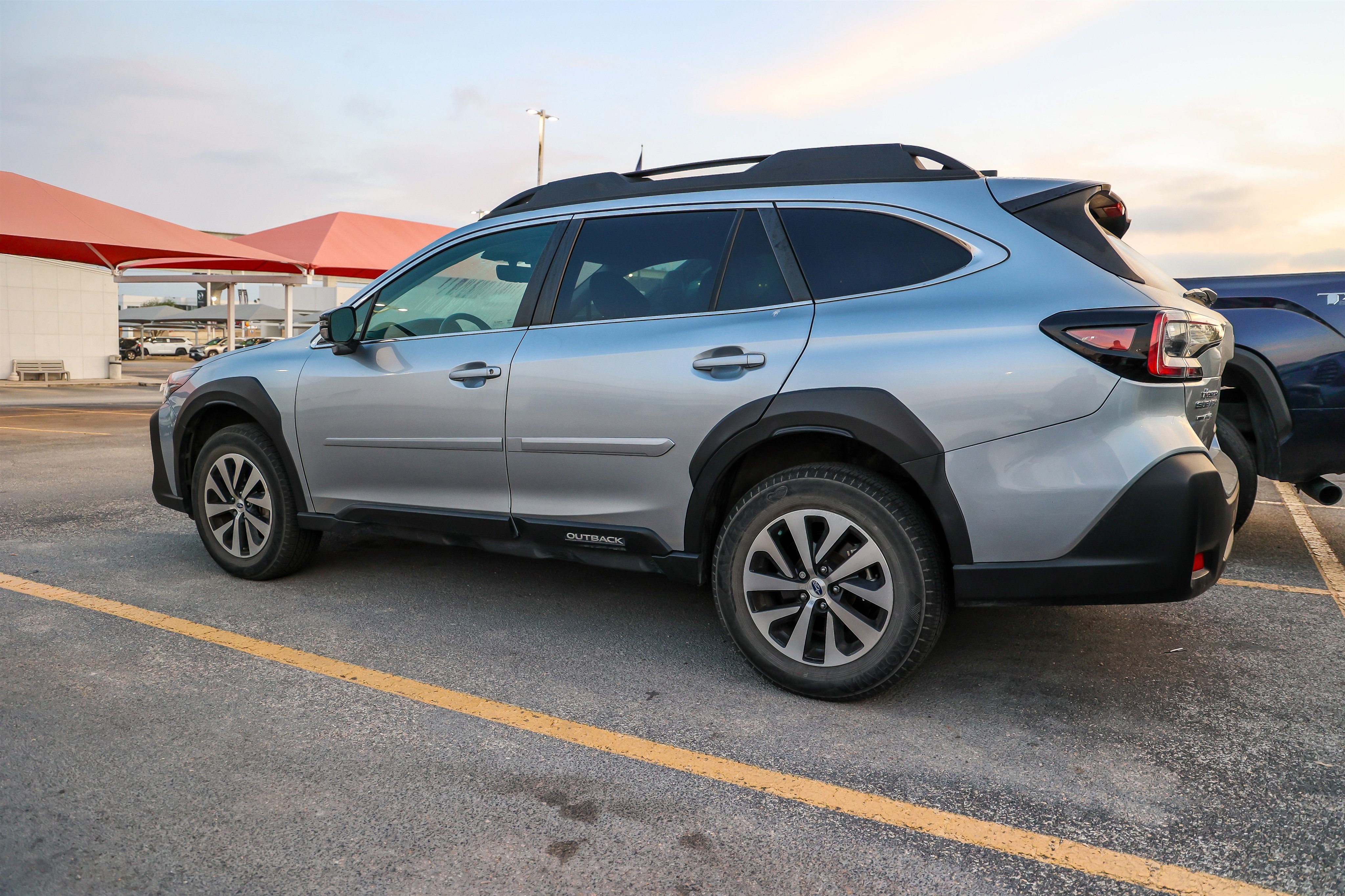 Used 2024 Subaru Outback Premium image 10