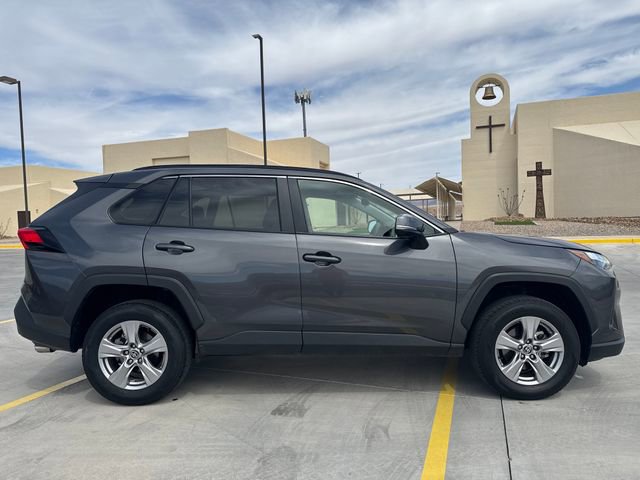 Used 2025 Toyota RAV4 XLE FWD image 6