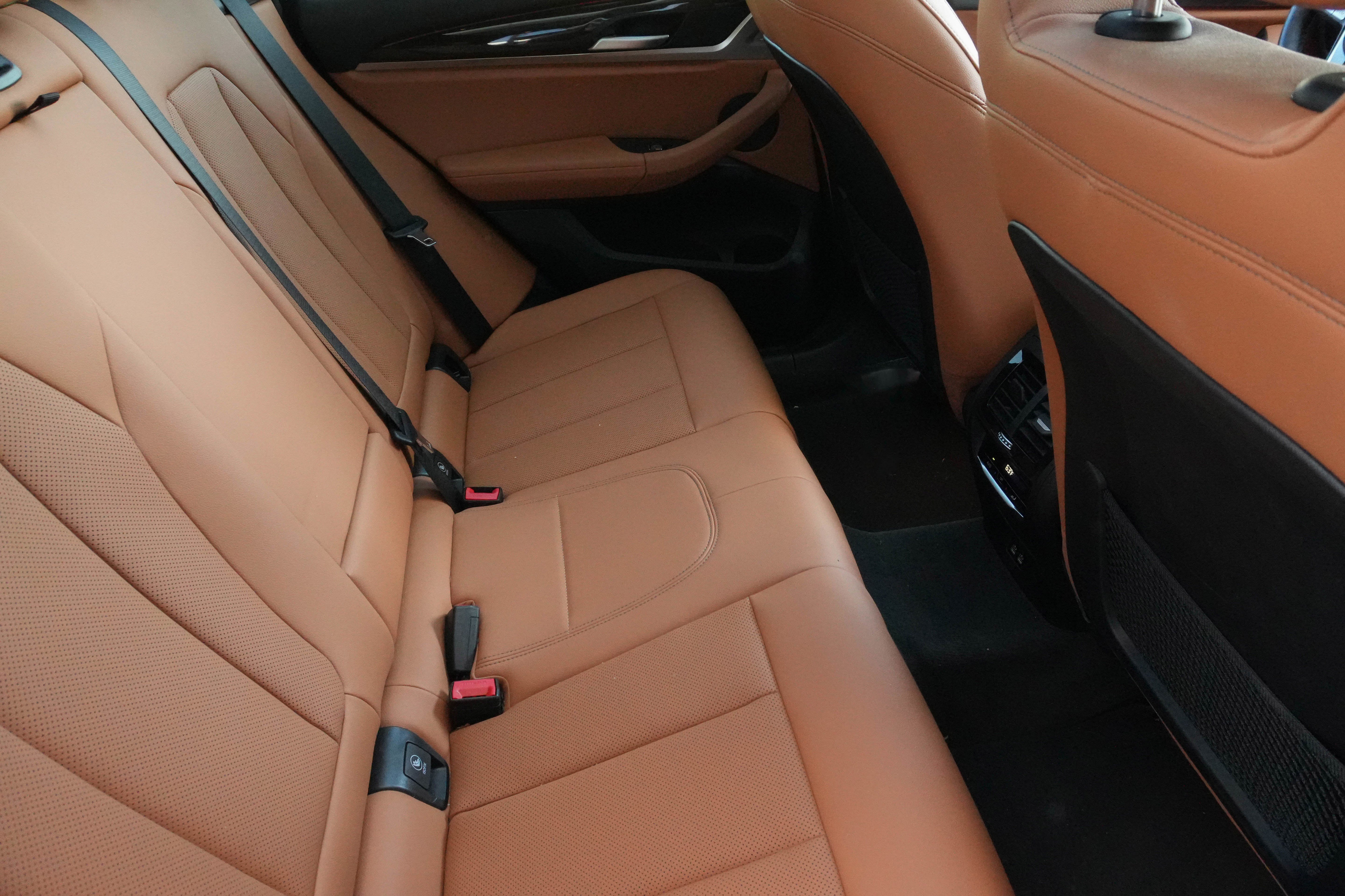 Used 2023 BMW X3 sDrive30i w/ Premium Package w/ZPA RWD image 31