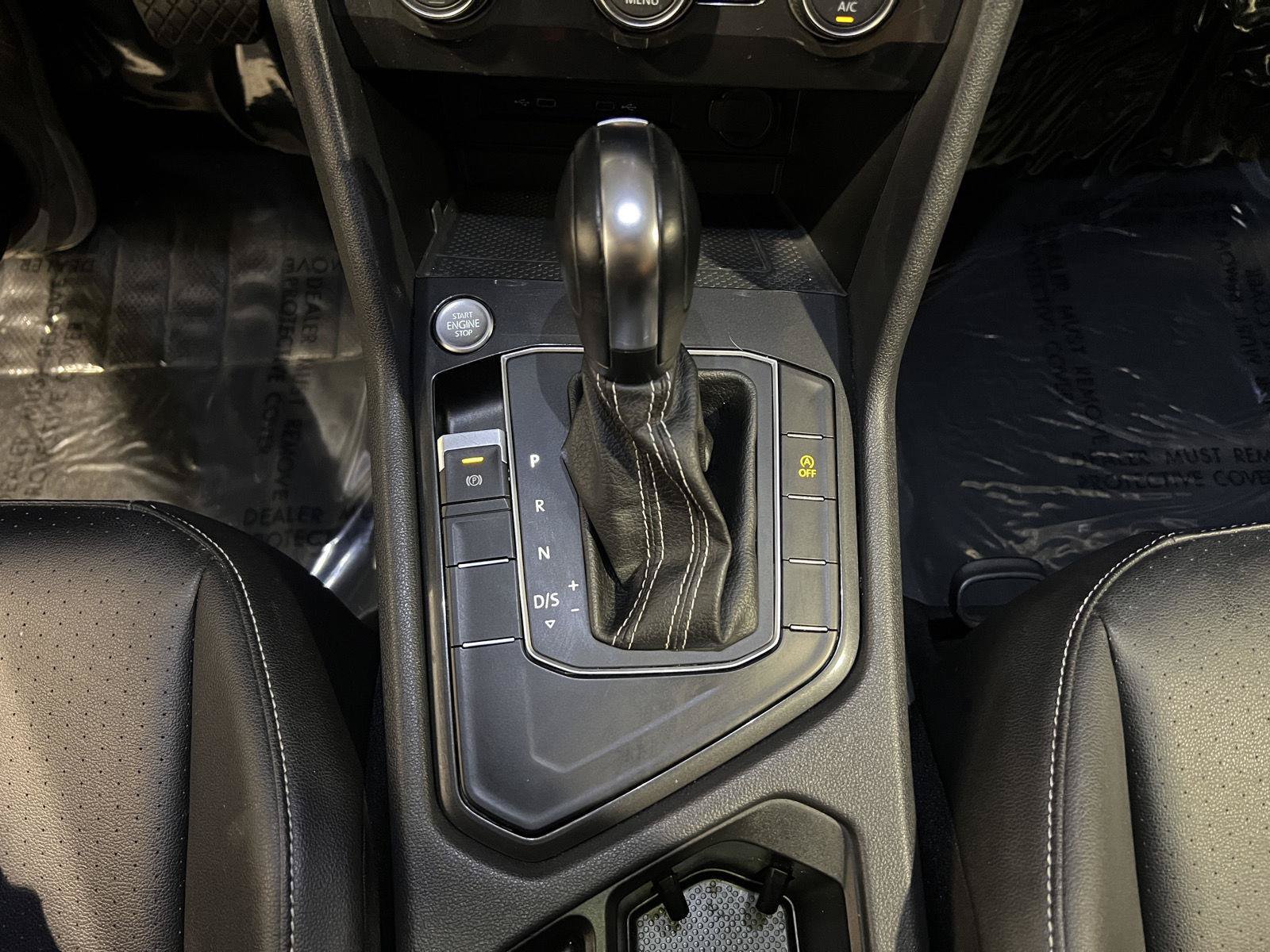 Used 2021 Volkswagen Tiguan SE FWD image 21
