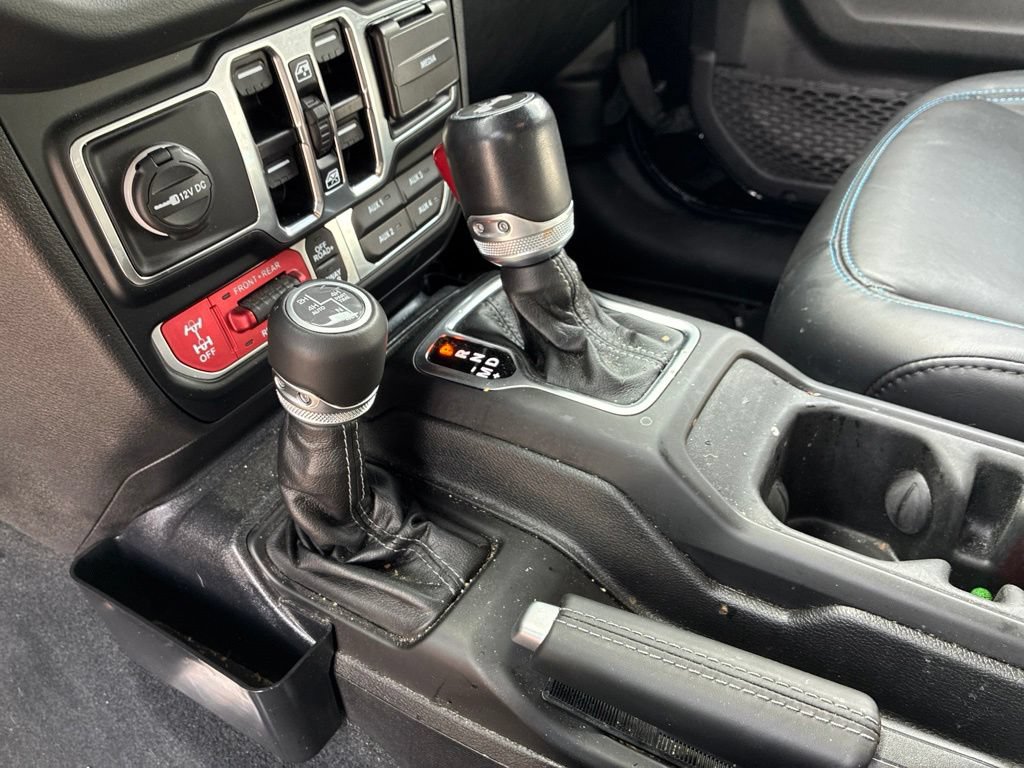 Used 2024 Jeep Wrangler Unlimited Rubicon 4xe AWD/4WD image 12