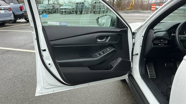 Used 2023 Honda Accord Sport image 8