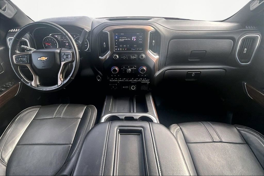 Used 2021 Chevrolet Silverado 1500 High Country w/ Technology Package image 16
