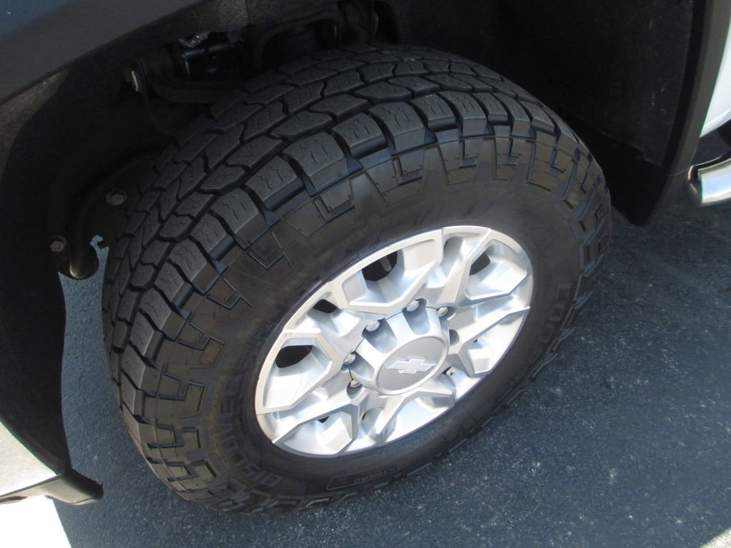 Used 2020 Chevrolet Silverado 3500 W/T w/ Gooseneck/5TH Wheel Package AWD/4WD image 15