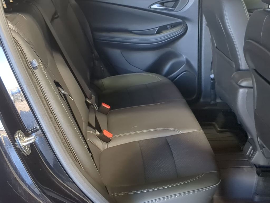 Used 2023 Buick Encore GX Essence w/ Experience Buick Package image 24