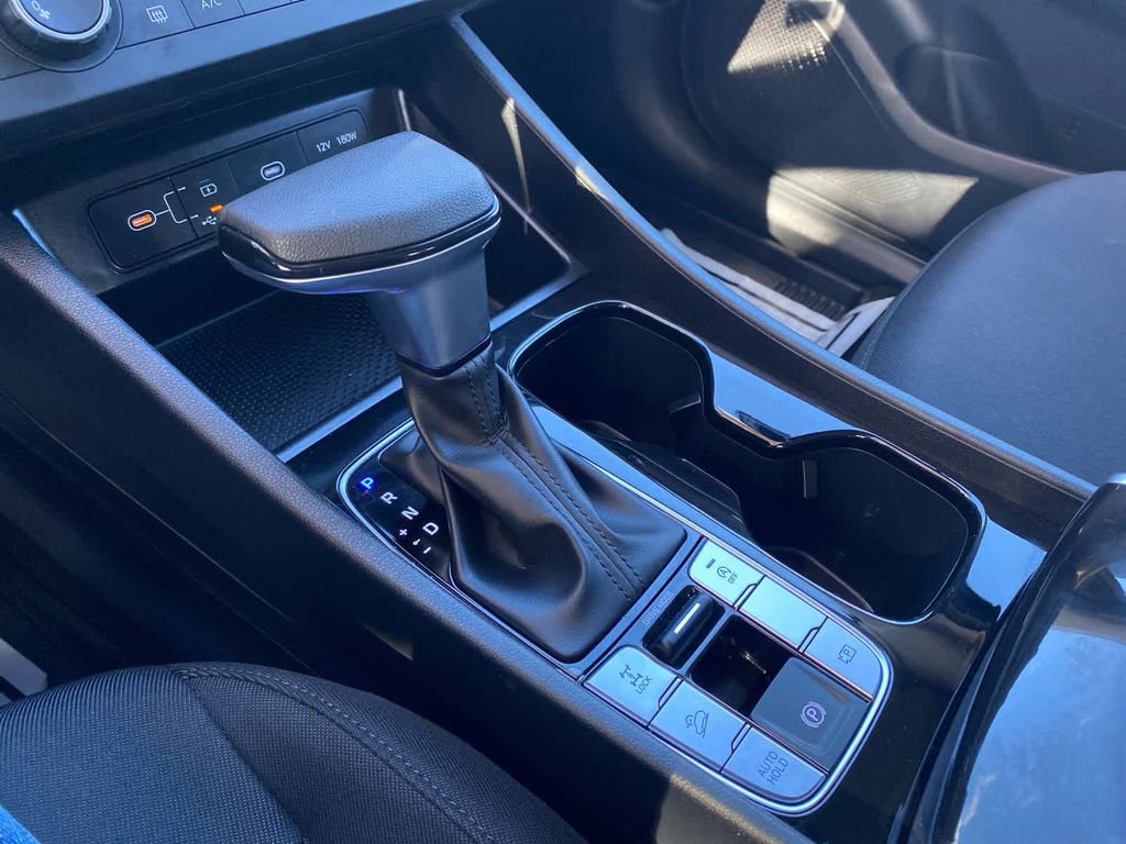 Certified 2025 Hyundai Tucson SE image 18