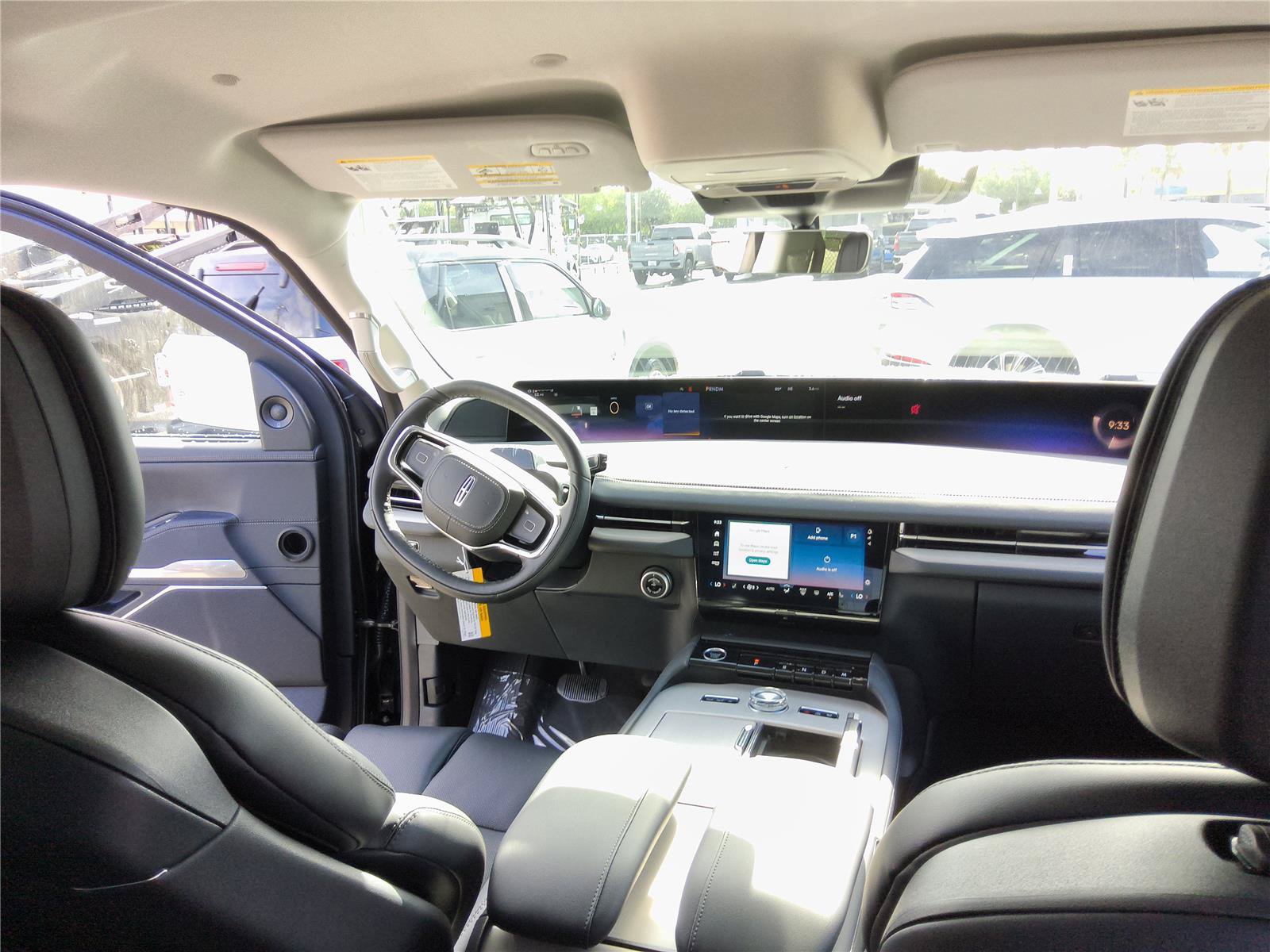 New 2027 Lincoln Navigator Premiere RWD image 23
