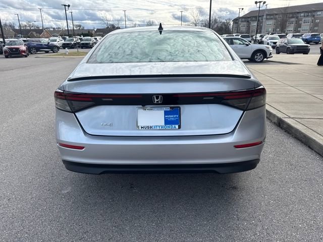 Certified 2025 Honda Accord Sport image 3