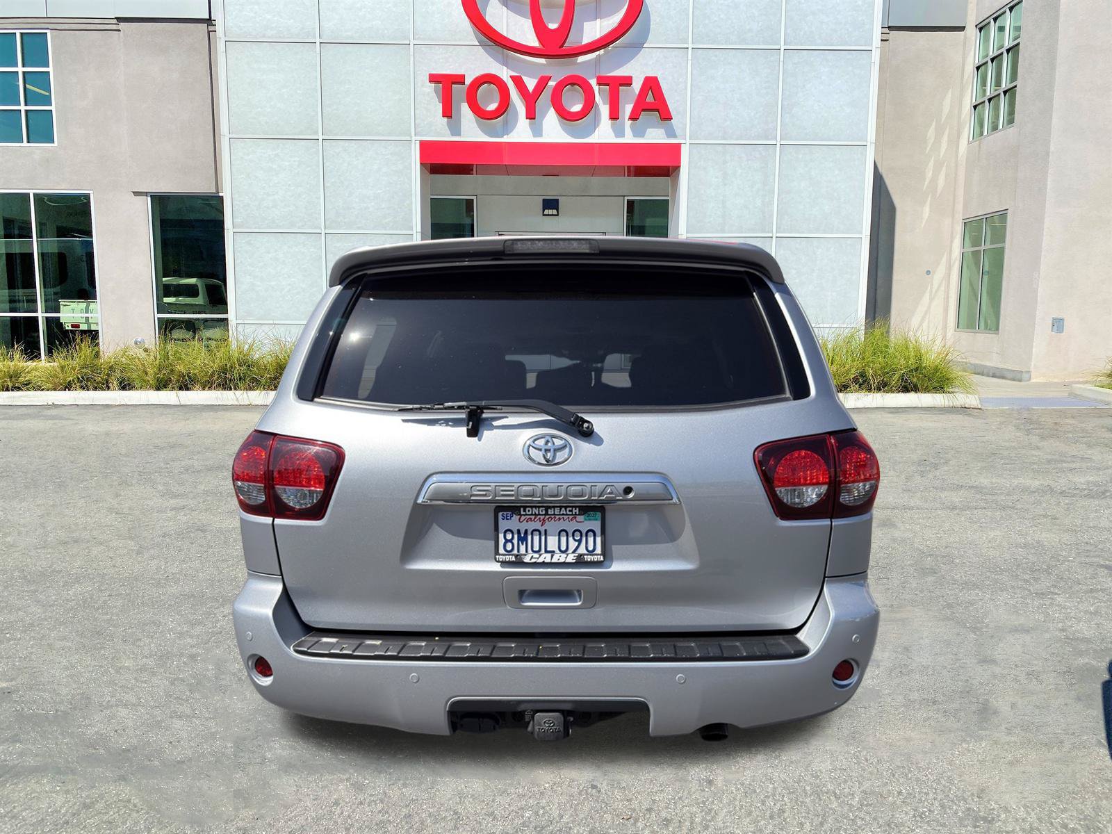 Certified 2019 Toyota Sequoia Limited w/ Safety & Convenience Package AWD/4WD image 8