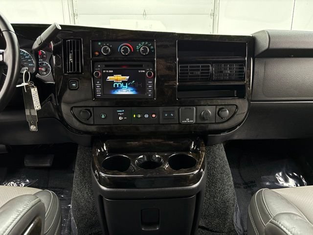 Used 2021 Chevrolet Express 2500 LS w/ Enhanced Convenience Package RWD image 24