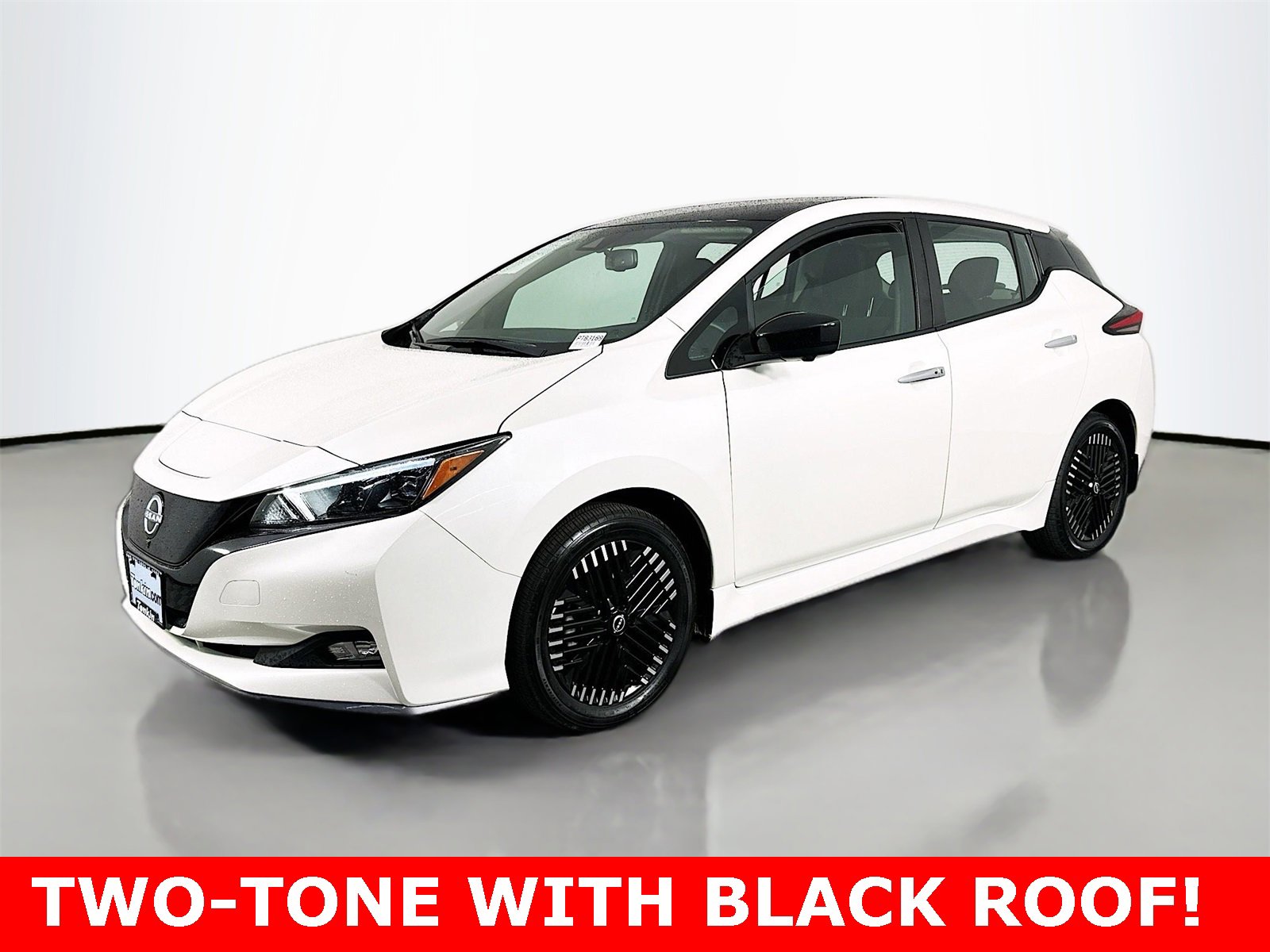 Used 2025 Nissan Leaf SV Plus image 3