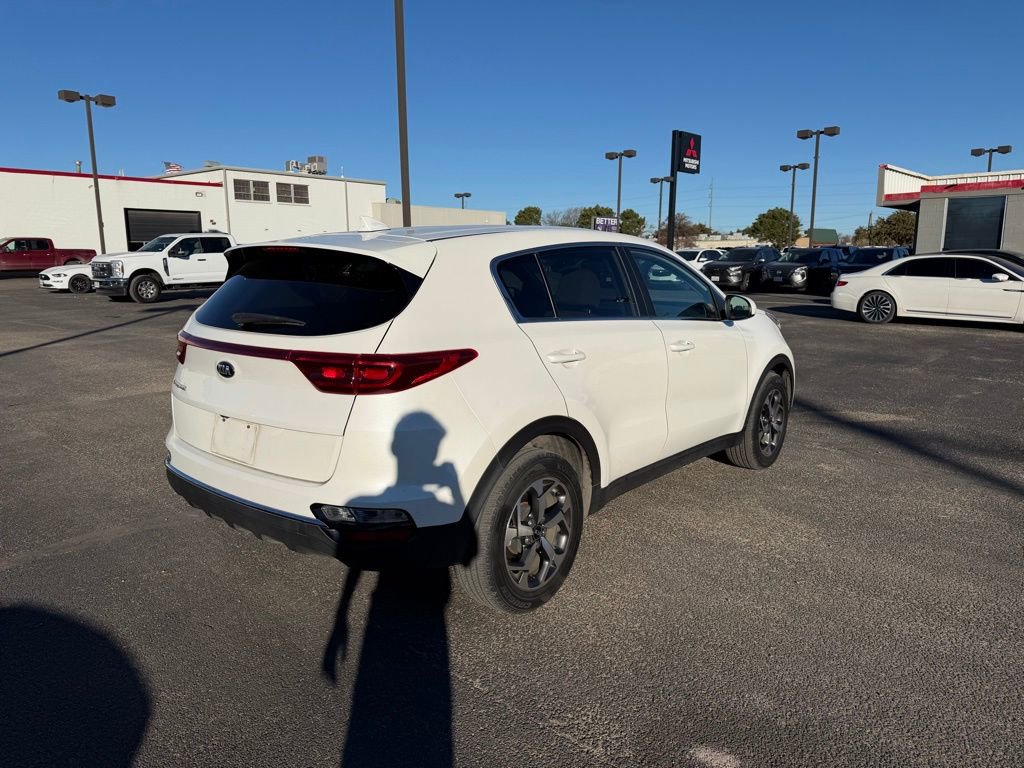 Used 2022 Kia Sportage LX image 6