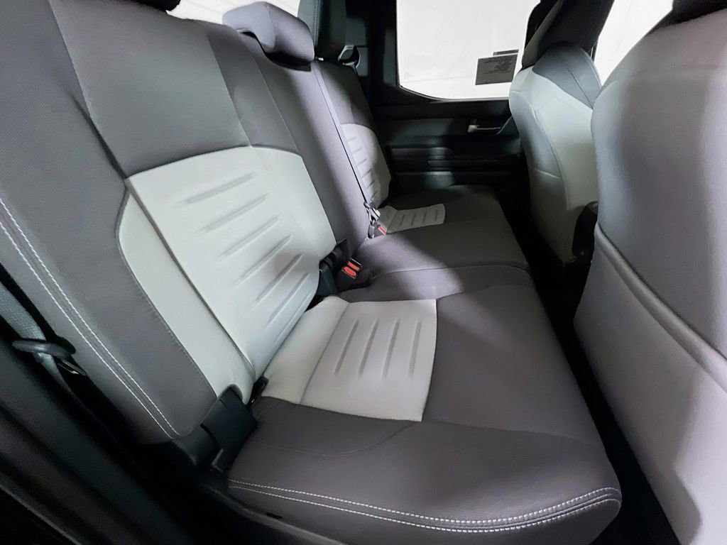 Used 2025 Toyota Tacoma TRD Off-Road image 23