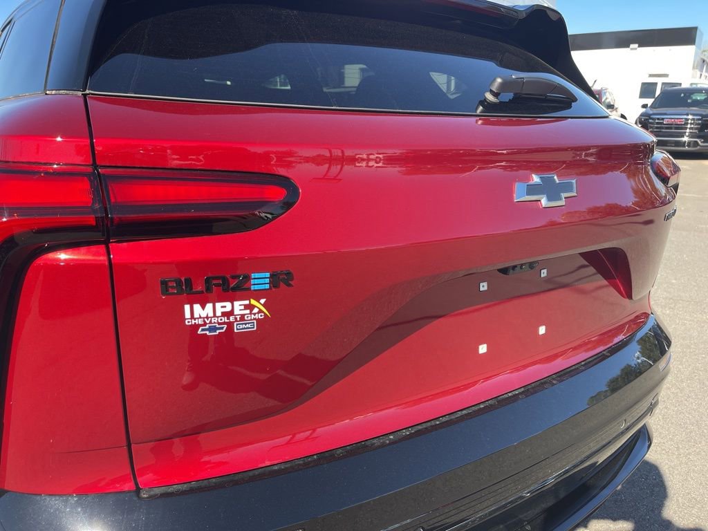 New 2026 Chevrolet Blazer EV RS w/ Super Cruise Package image 33