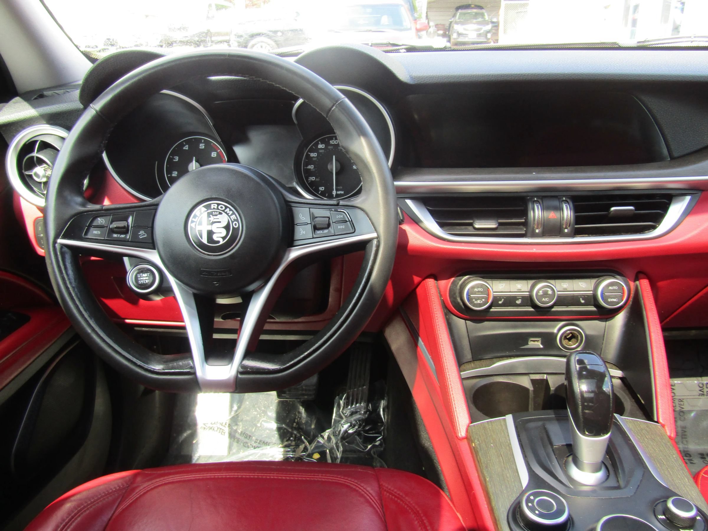 Used 2019 Alfa Romeo Stelvio Ti AWD/4WD image 20