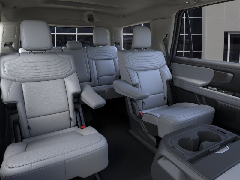 New 2026 Ford Expedition Platinum w/ Platinum Ultimate Package AWD/4WD image 11