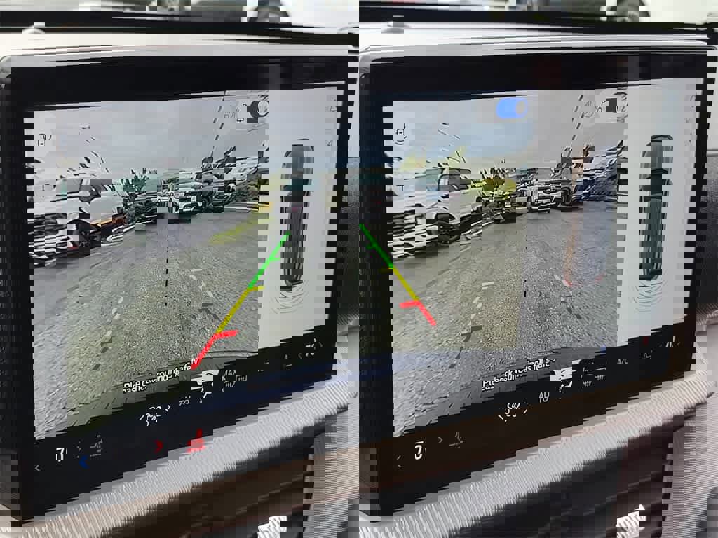 Used 2025 Ford Explorer Active image 24