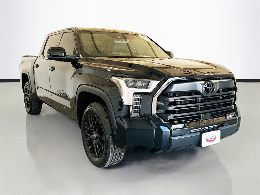 Used 2025 Toyota Tundra Limited image 3
