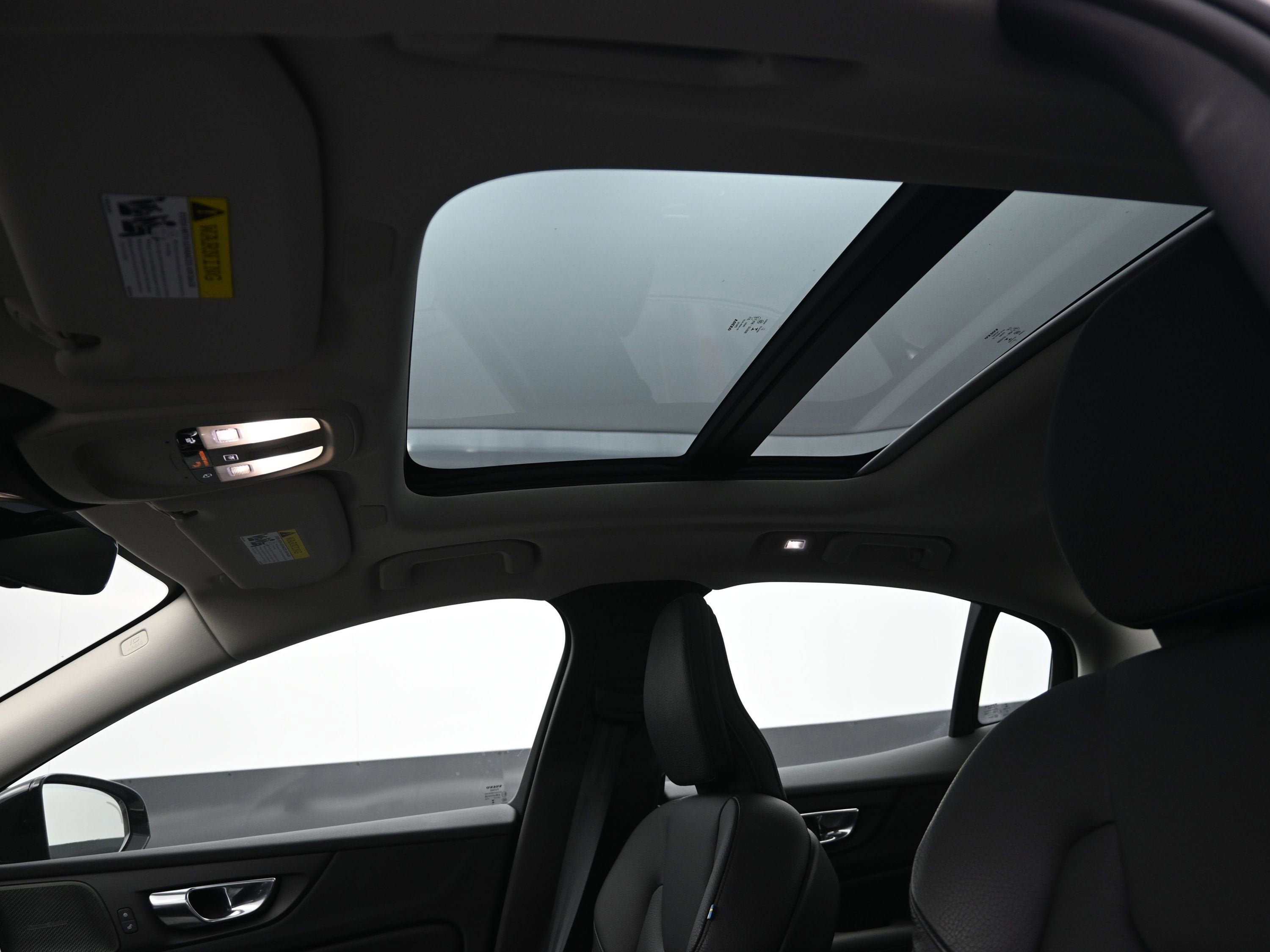 Used 2023 Volvo S60 B5 Plus w/ Climate Package image 20
