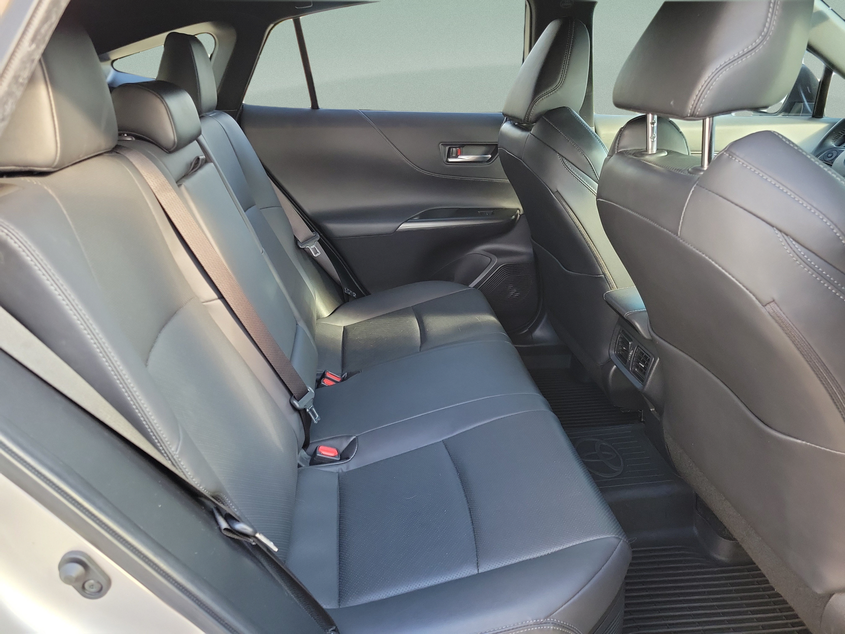 Used 2023 Toyota Venza Limited AWD/4WD image 29