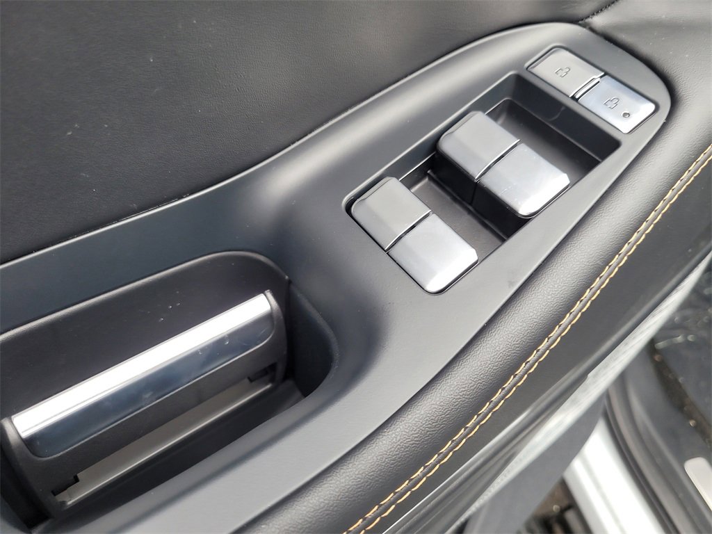 New 2025 Lincoln Navigator L Black Label image 18