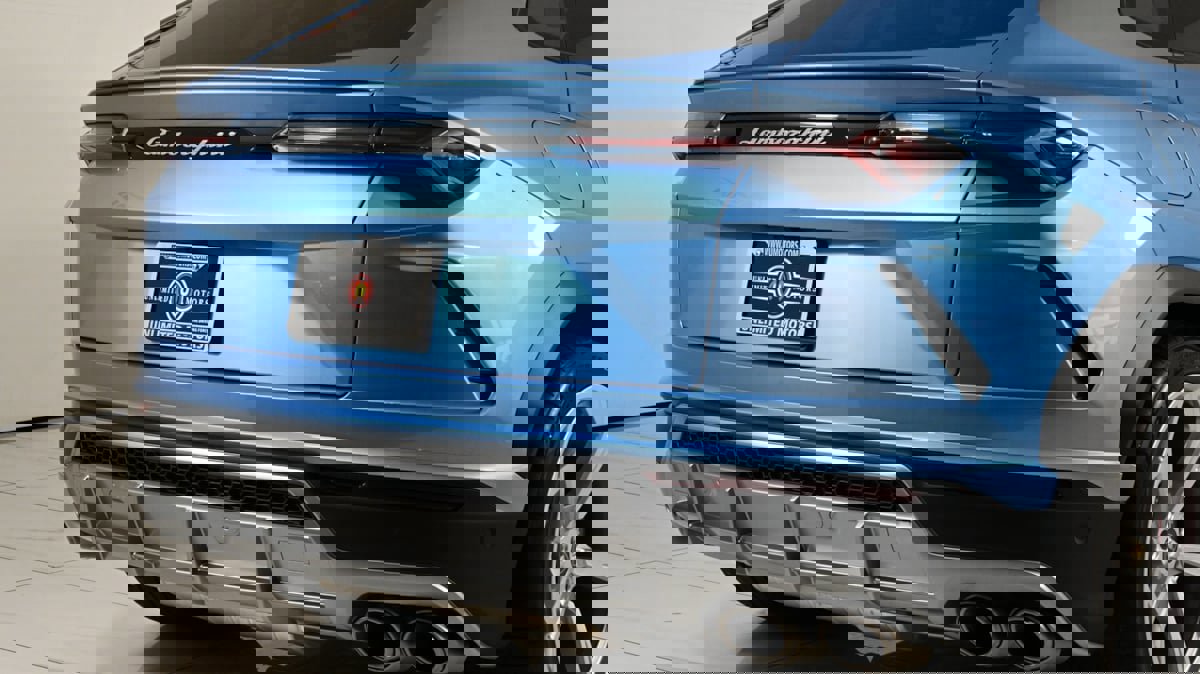 Used 2022 Lamborghini Urus image 52