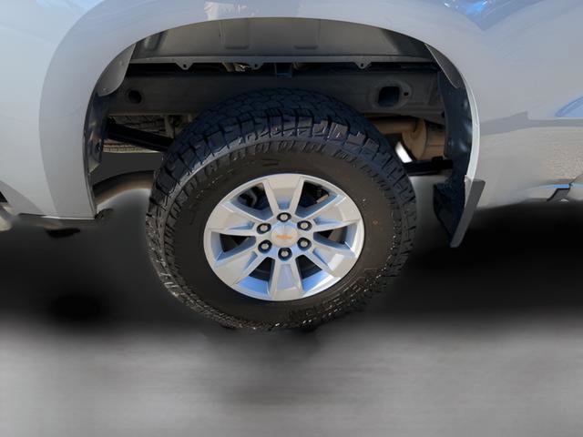 Used 2025 Chevrolet Silverado 1500 LT AWD/4WD image 26