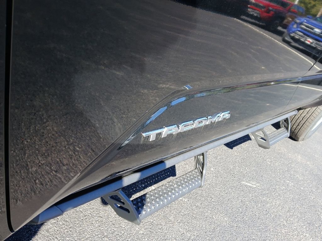 New 2025 Toyota Tacoma SR5 image 12