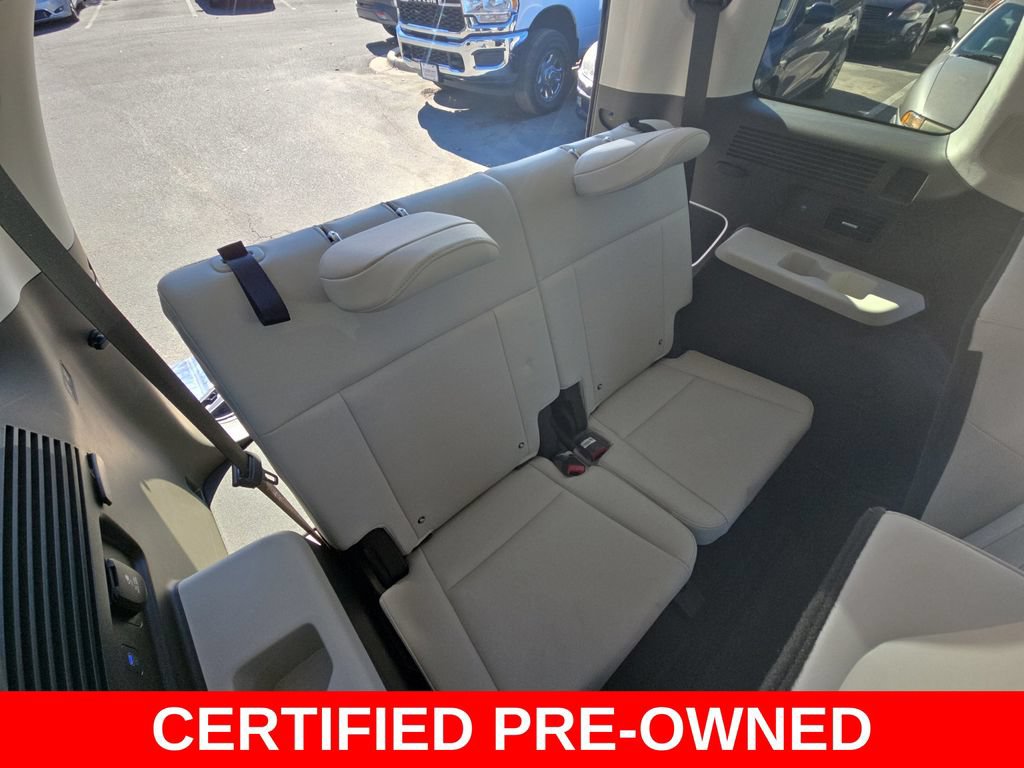 Used 2025 Hyundai Santa Fe Calligraphy AWD/4WD image 13