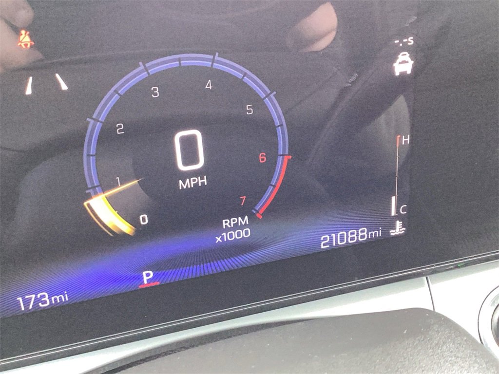 Used 2024 Chevrolet Trax LT w/ LT Convenience Package image 28